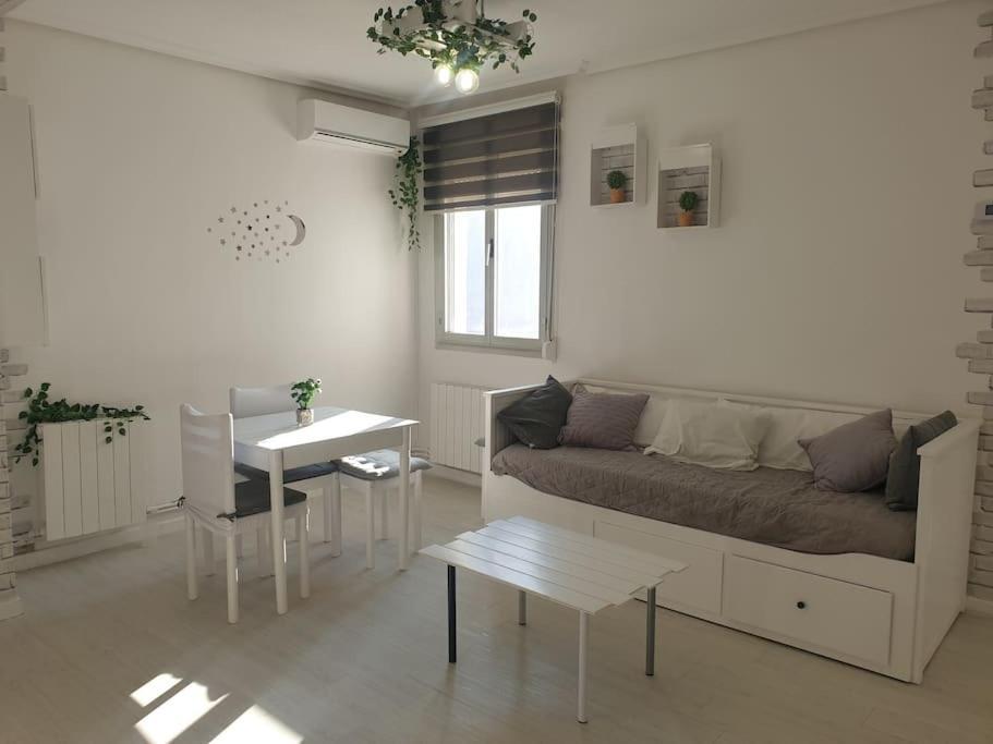Apartamento Eguzkilore. Логроньо Екстериор снимка